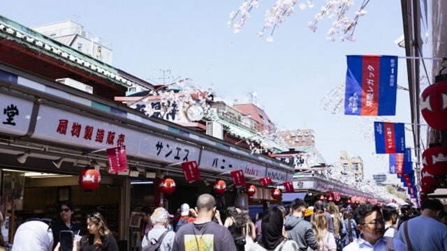 仲見世通り