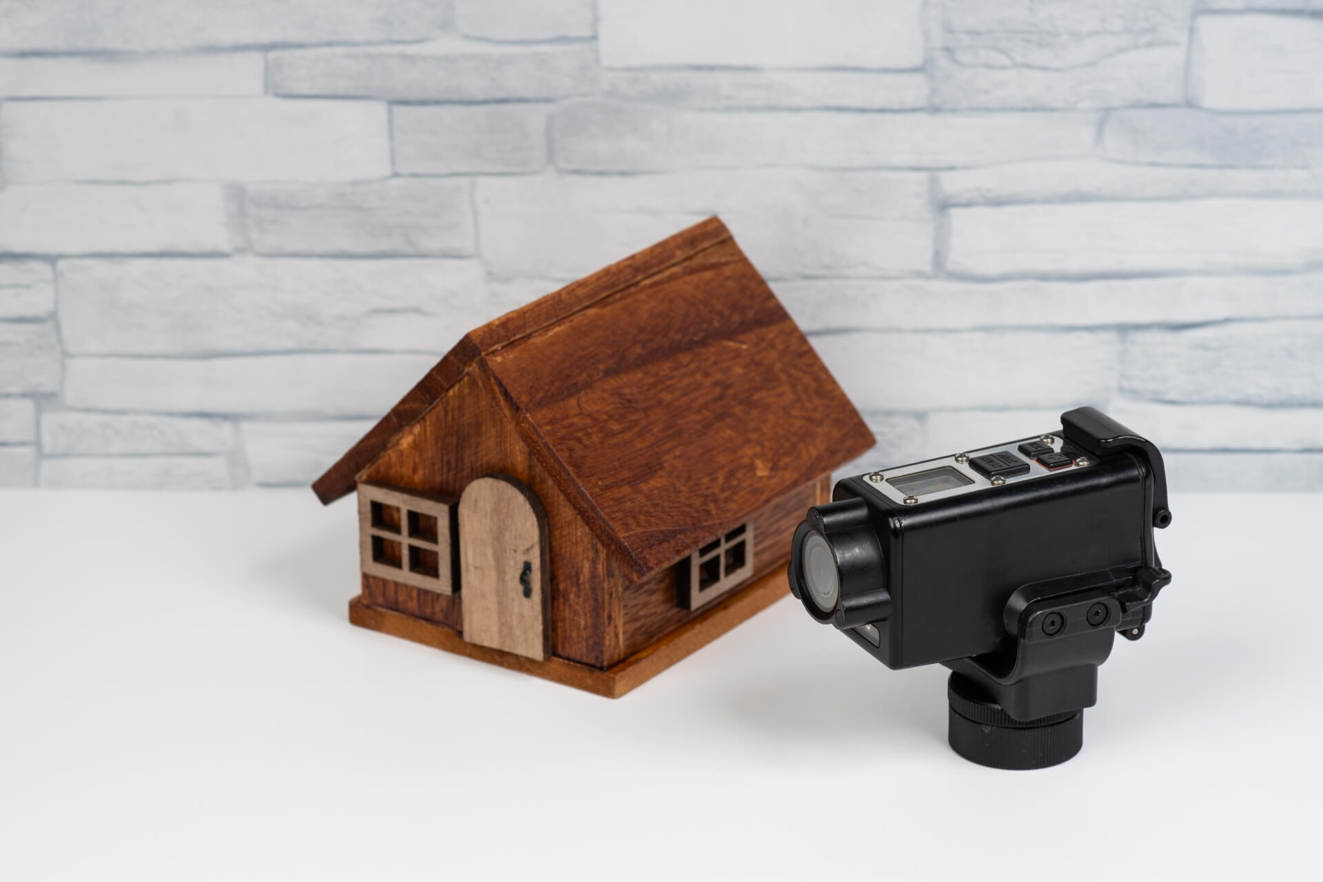 防犯カメラのデメリット①：コスト面の負担