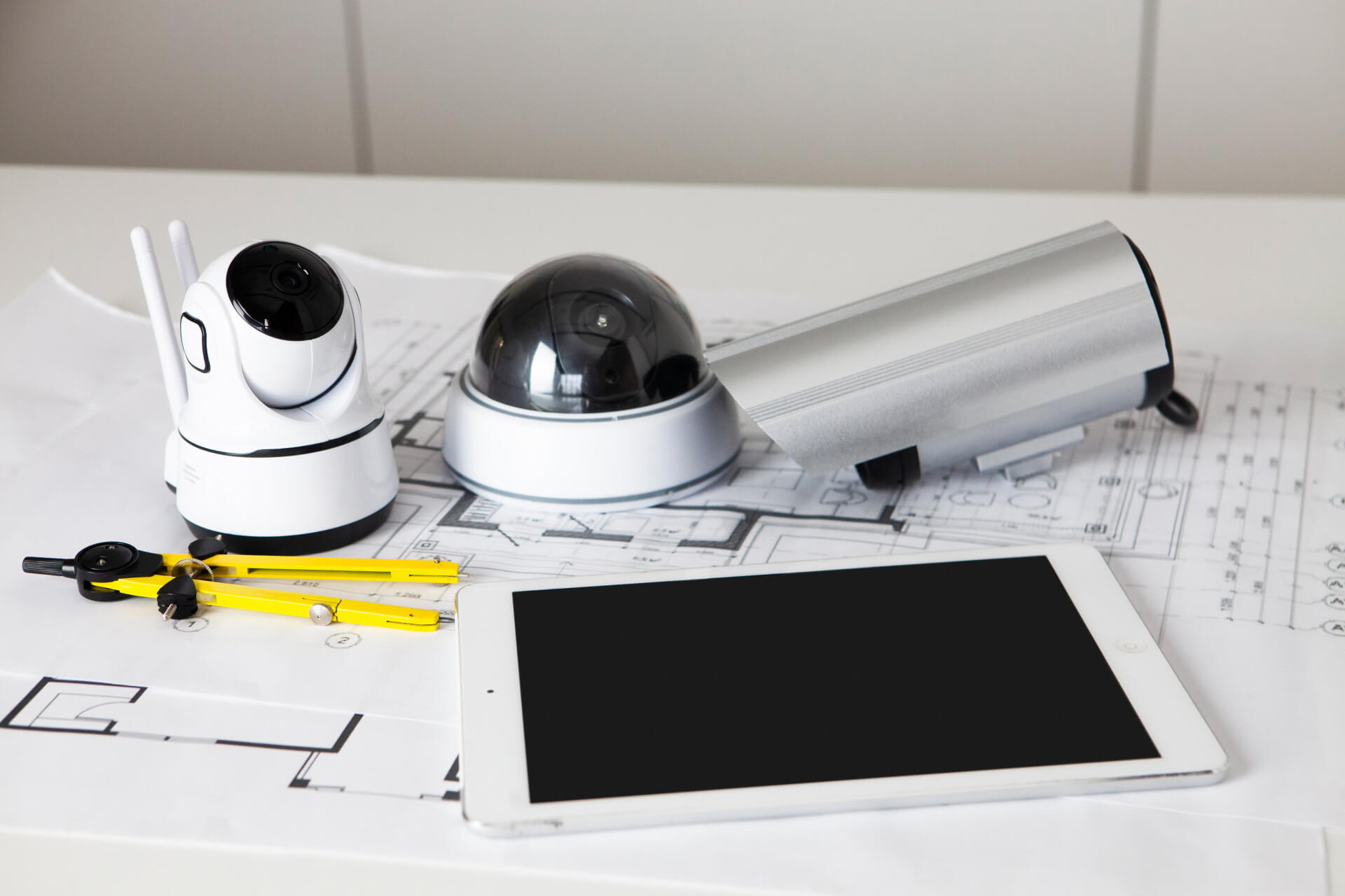 民泊で防犯カメラ導入するメリット｜安全・信頼・運用効率の向上