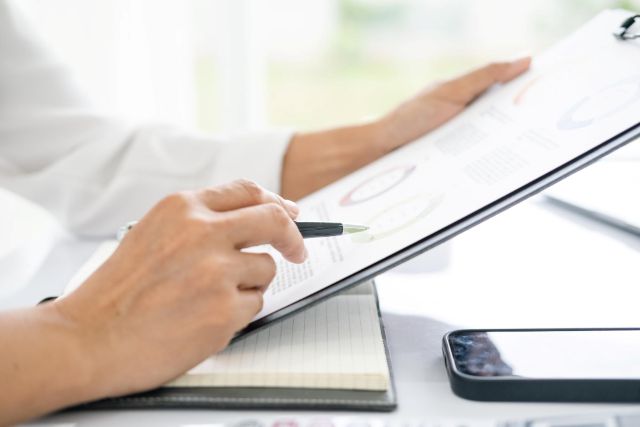 グラフを描きデータチャートを分析する