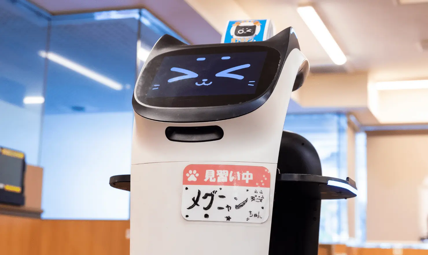 日高屋 目黒東口店 様配膳ロボット事例