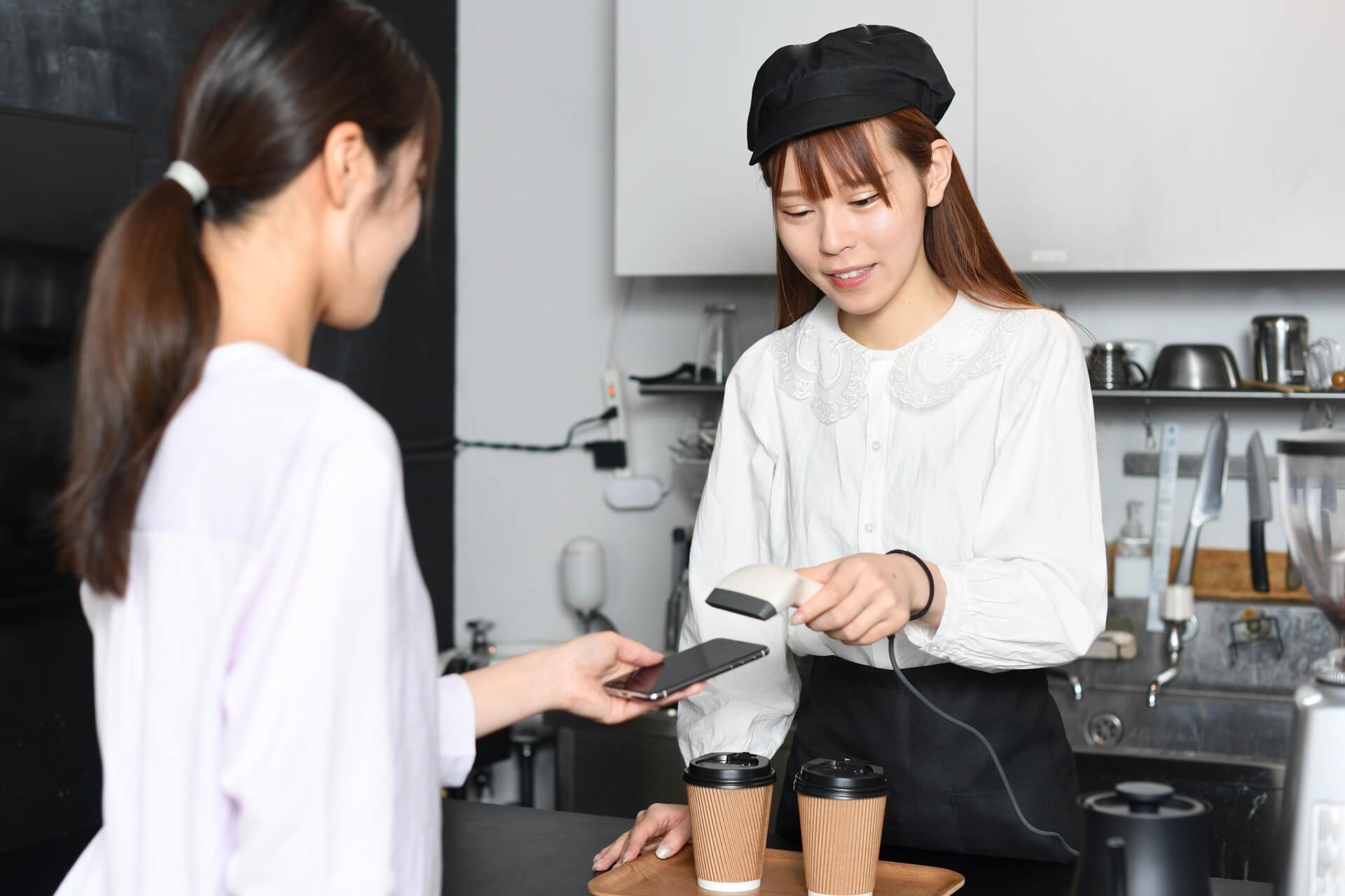 QRコード注文はめんどくさい?利用者が感じやすい不満の正体