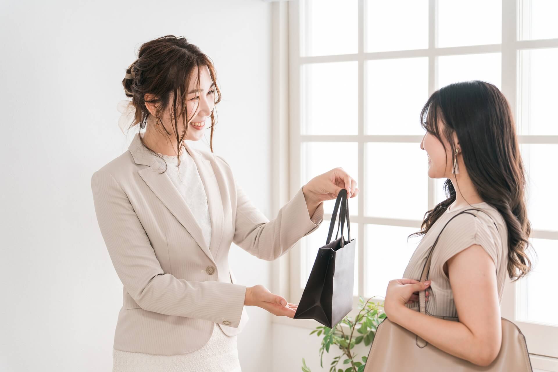 百貨店のPOSレジ事情｜一般店舗と何が違うのか