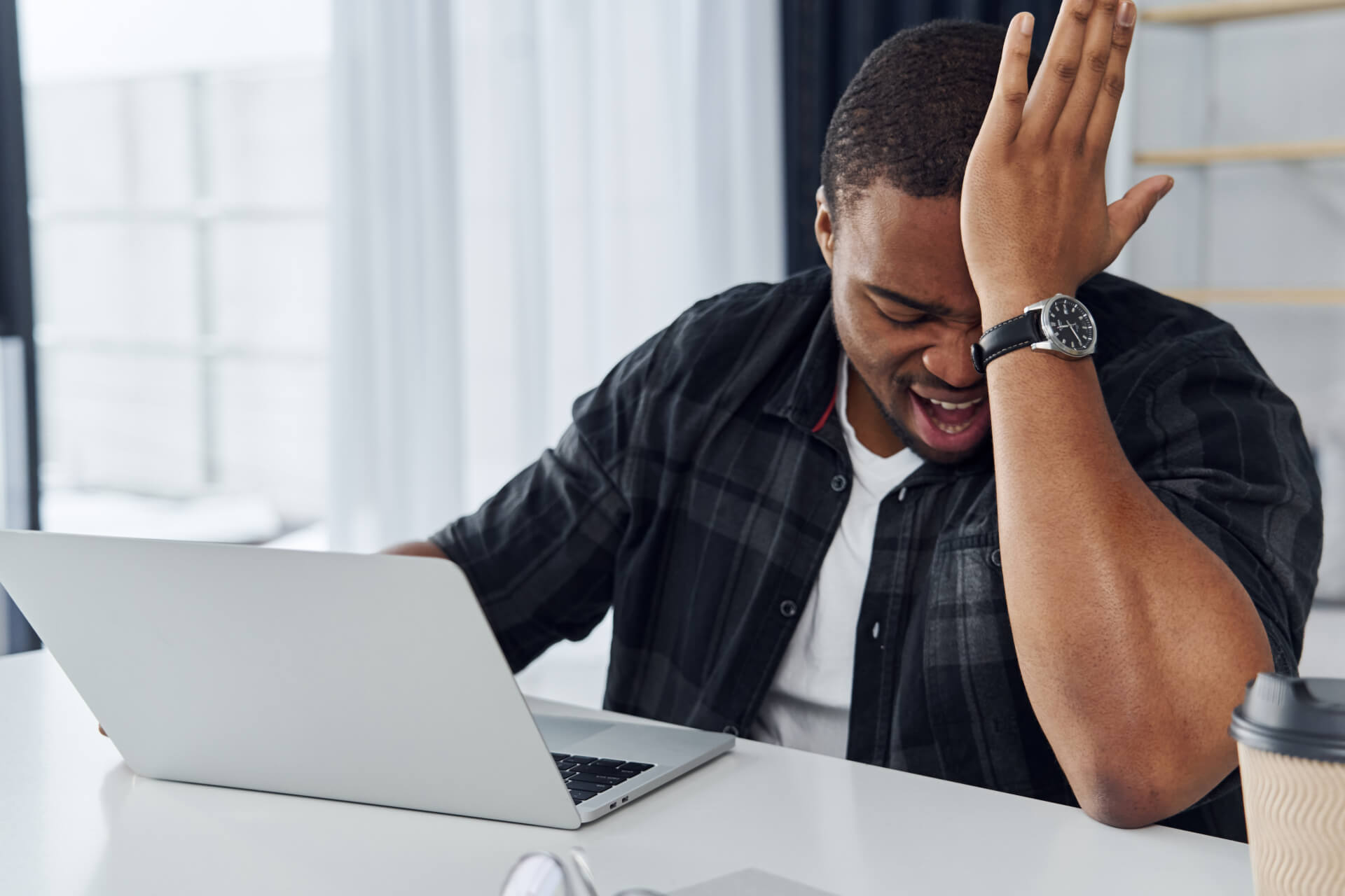 テイクアウトの人手不足解消に役立つおすすめシステム比較